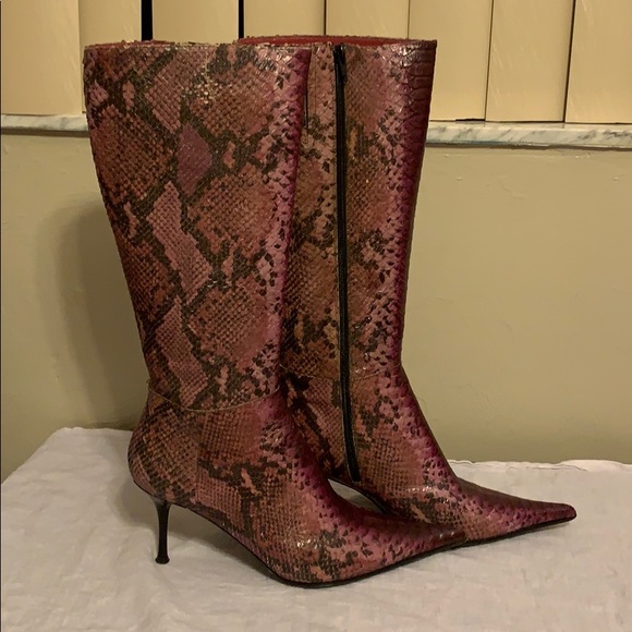 Vigotti Shoes - HOST PICK! Vigotti Purple Snakeskin Leather Boots!